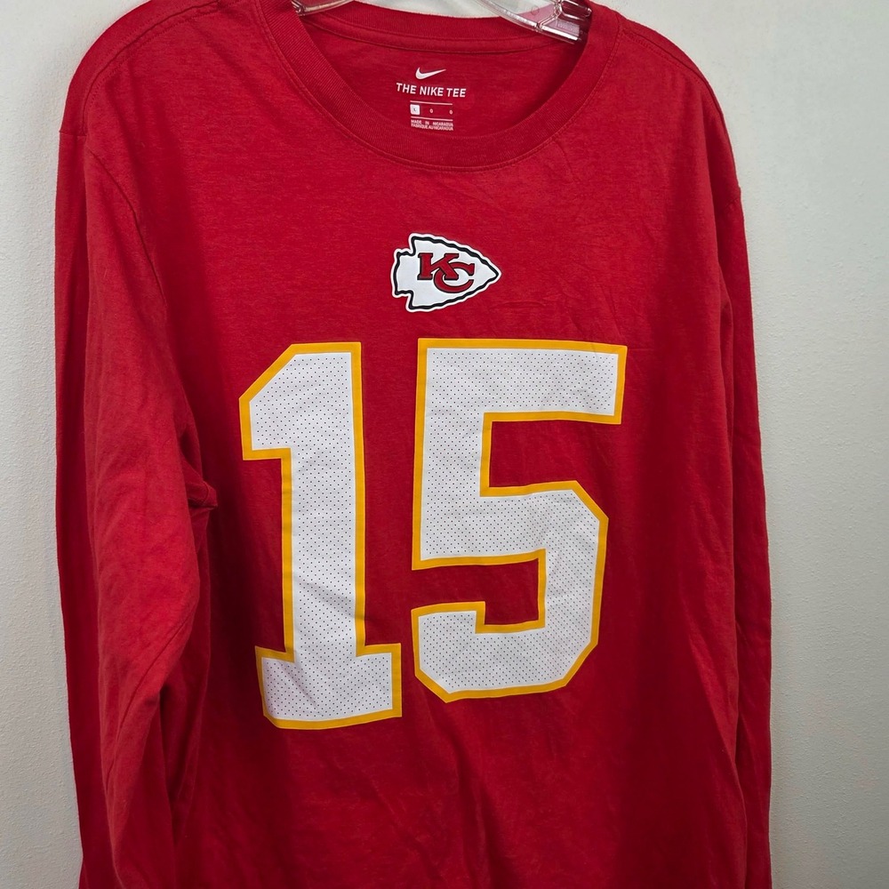 Nike Kansas City Chiefs Patrick Mahomes 15 Long Sleeve T-Shirt Large Red - Picture 3 of 9